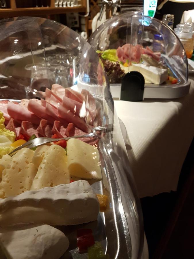 Gaestehaus Wilhelmshoehe Butzbach Esterno foto